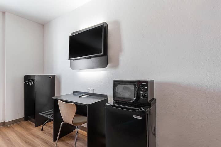 Room 14 of 28